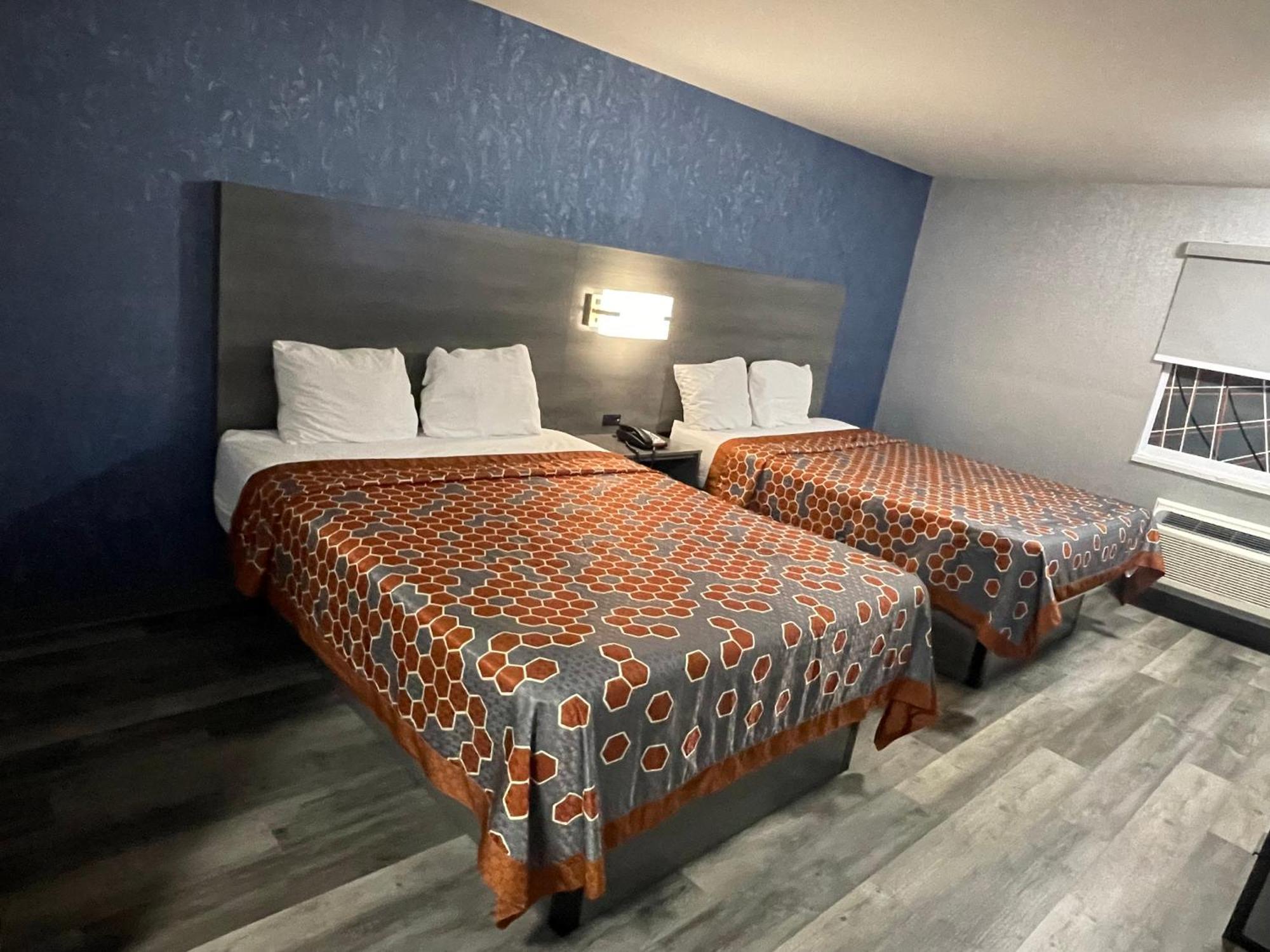 The Wayne Inn Екстер'єр фото